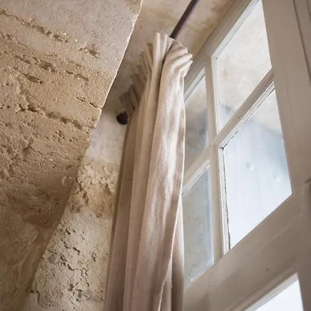 La Garconniered'uzes